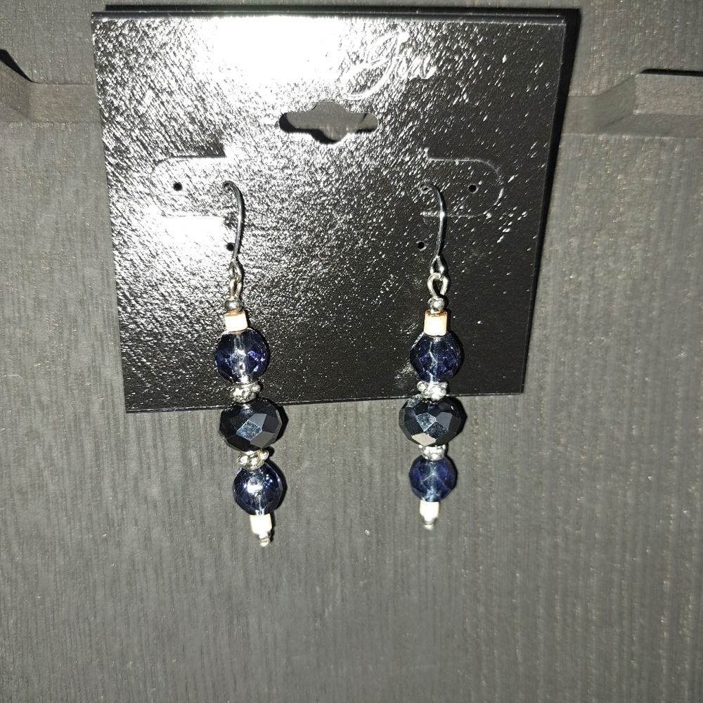 Franco Gia Silver Tone and Blue Beaded Earrings - Picture 4 of 6